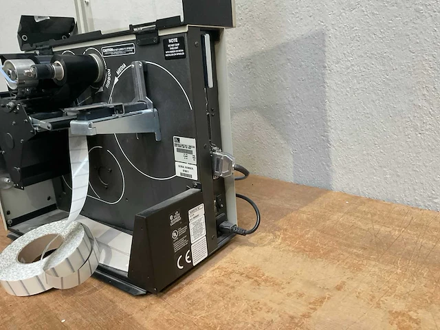 Zebra z090-402-00004 90 xi 300 dpiean labelprinter - afbeelding 7 van  7