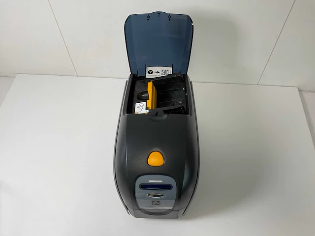 Zebra (zxp series 1) card printer - afbeelding 7 van  8