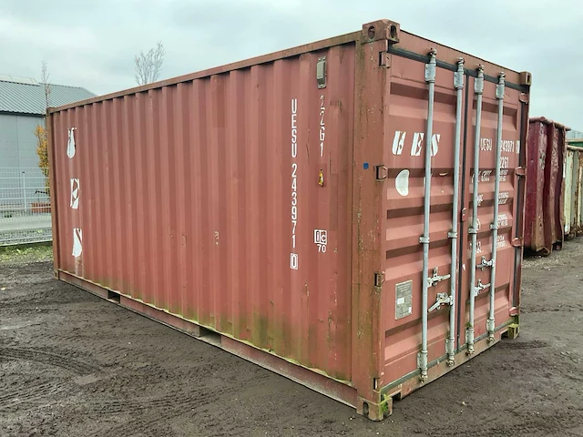 Zeecontainer 20ft inclusief inhoud - afbeelding 9 van  16