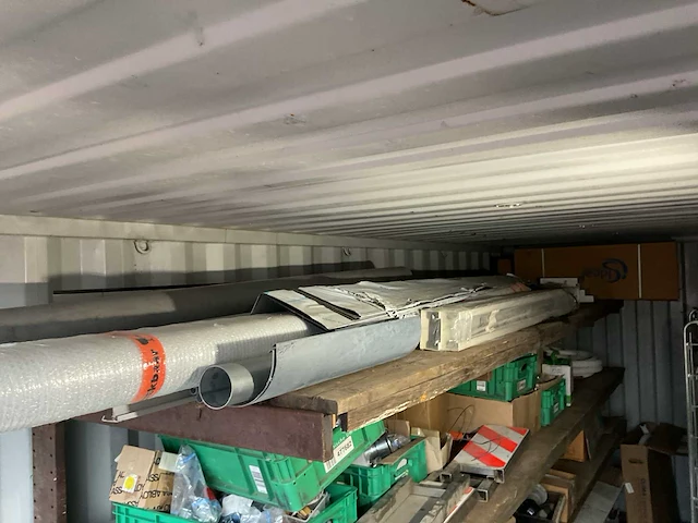 Zeecontainer 20ft inclusief inhoud - afbeelding 13 van  16