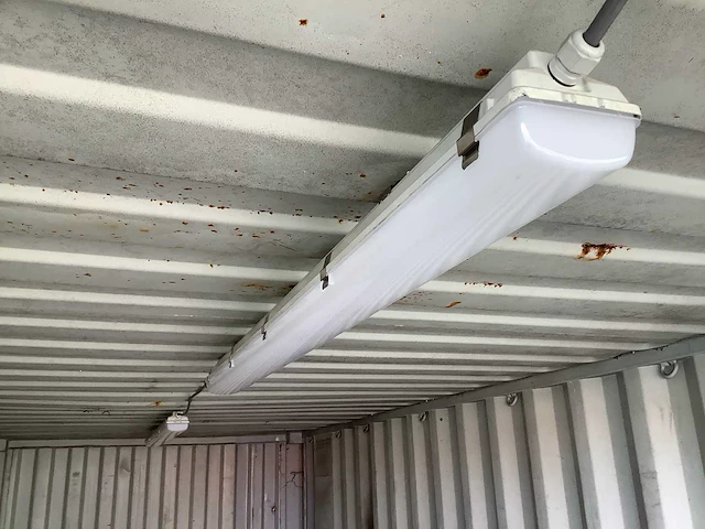 Zeecontainer 20ft - afbeelding 6 van  16