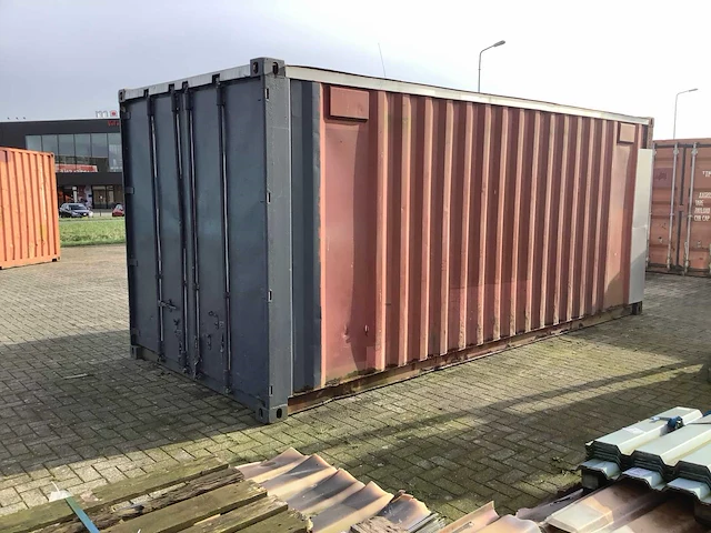 Zeecontainer 20ft - afbeelding 1 van  16