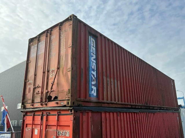 Zeecontainer ‘40ft’ - afbeelding 1 van  6
