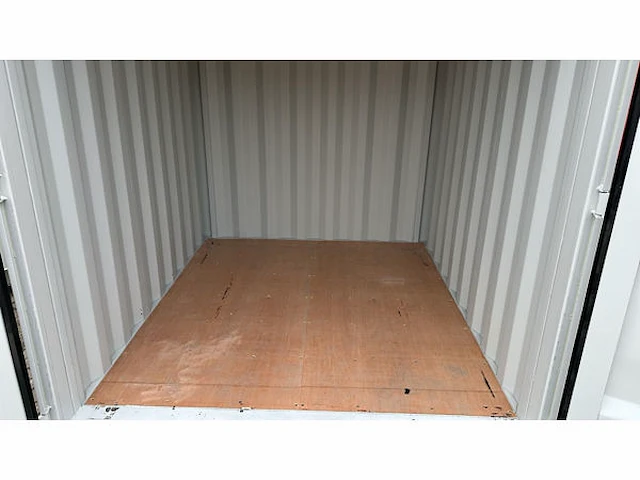 Zeecontainer - afbeelding 6 van  6