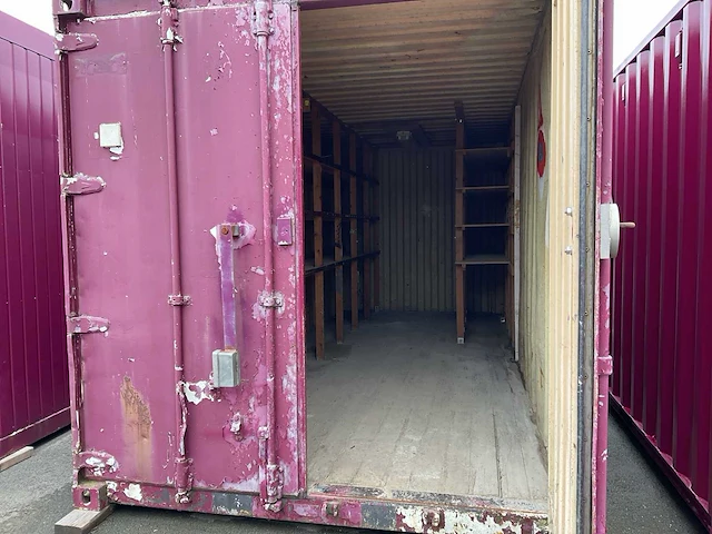 Zeecontainer - afbeelding 8 van  11