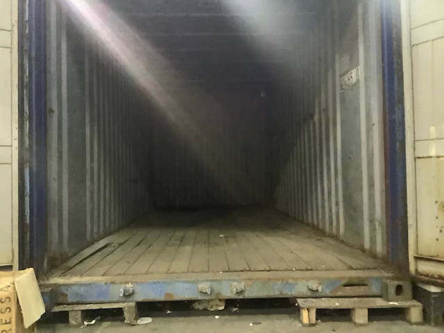 Zeecontainer - afbeelding 6 van  8