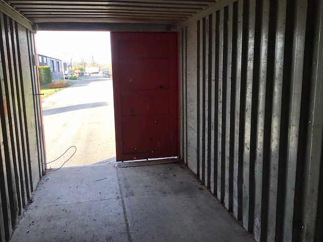 Zeecontainer - afbeelding 2 van  12