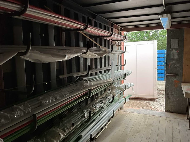 Zeecontainer - afbeelding 11 van  12