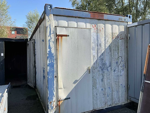 Zeecontainer - afbeelding 1 van  5