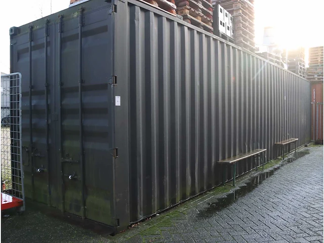 Zeecontainer - afbeelding 1 van  8
