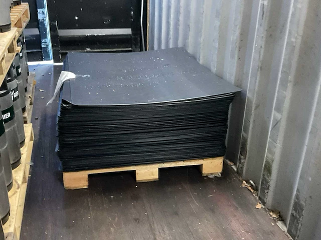 Zeecontainer - afbeelding 8 van  8