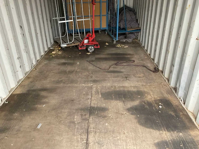 Zeecontainer - afbeelding 10 van  11