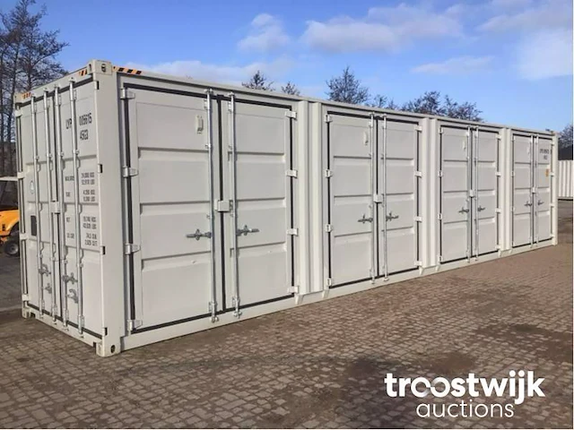 Zeecontainer - afbeelding 1 van  31