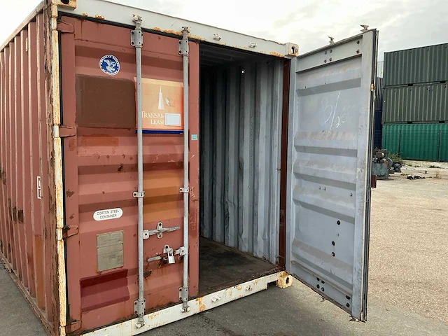 Zeecontainer - afbeelding 2 van  12