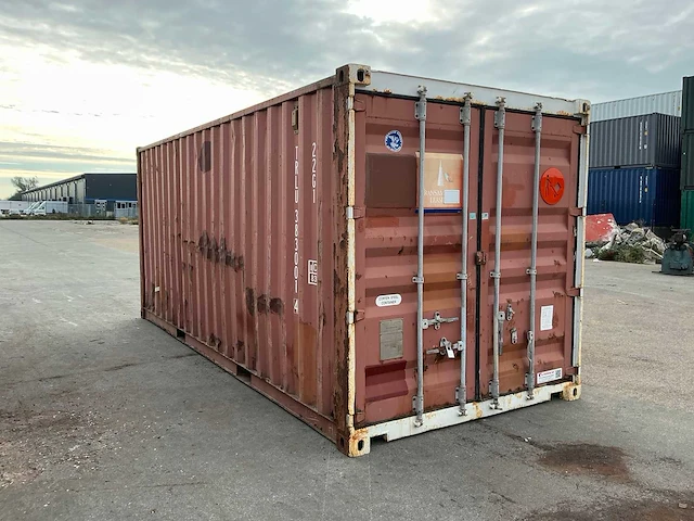 Zeecontainer - afbeelding 6 van  12
