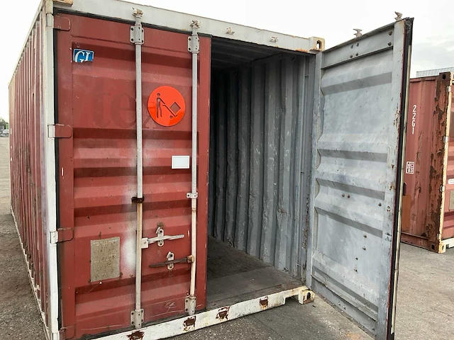 Zeecontainer - afbeelding 2 van  12