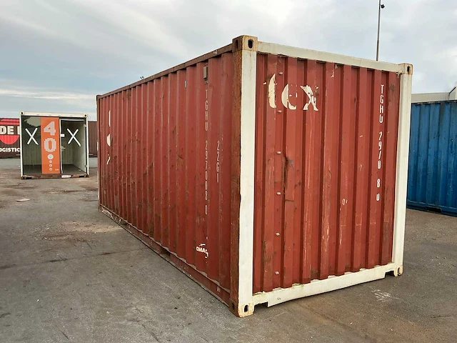 Zeecontainer - afbeelding 10 van  12