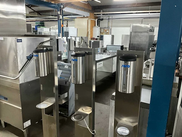 Zeepdispenser op rvs statief (3x) - afbeelding 5 van  5