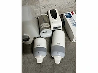 Zeepdispensers en papierrolhouder (7x) - afbeelding 4 van  6