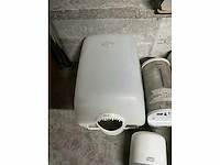 Zeepdispensers en papierrolhouder (7x) - afbeelding 5 van  6