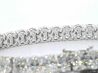 Zeer exclusieve tennisarmband met grote ovaal geslepen diamanten van 25.46 carat totaal - afbeelding 8 van  9