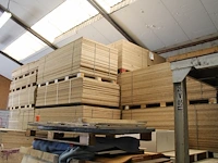 Zeer grote hoeveelheid spaanplaat div maten waaronder 120 x 120 cm, 150 x 250 cm en 120 x 240 cm. ruim 2000... - afbeelding 3 van  3