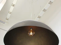 Zeer grote kunststof hanglamp met doorsnede circa 150 cm. - afbeelding 2 van  3