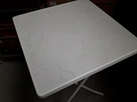 Zeer mooie stevige vierkante sta tafel, 70 x 70 cm en 106 cm hoog en inklapbaar, 1 stuk - afbeelding 3 van  7