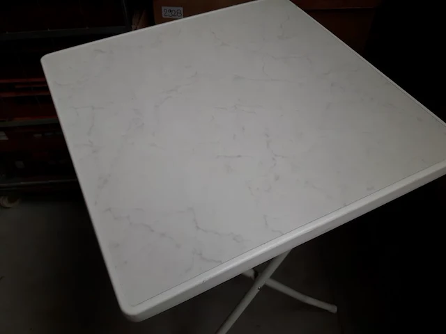 Zeer mooie stevige vierkante sta tafel, 70 x 70 cm en 106 cm hoog en inklapbaar, 1 stuk - afbeelding 6 van  7