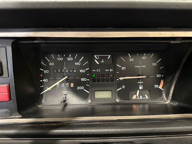 Zeer unieke volkswagen golf mk 1 cabrio bieber 1.6 s gz-62-bj - afbeelding 9 van  22