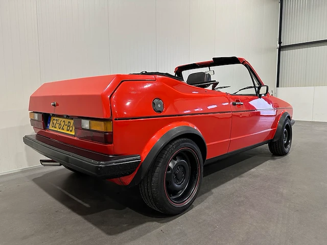Zeer unieke volkswagen golf mk 1 cabrio bieber 1.6 s gz-62-bj - afbeelding 18 van  22