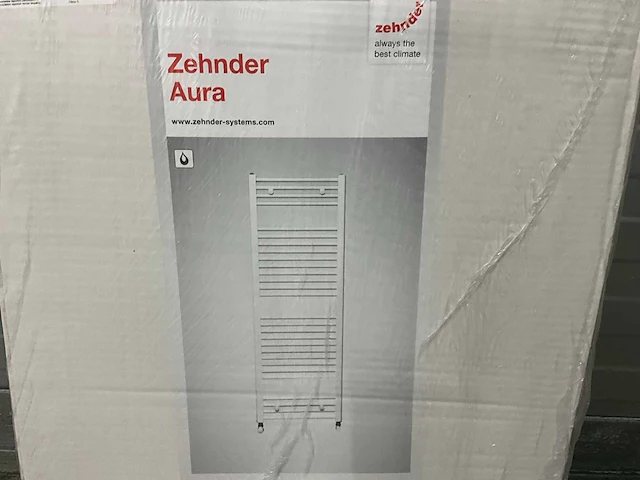Zehnder aura handdoekradiator 375w (8x) - afbeelding 2 van  5