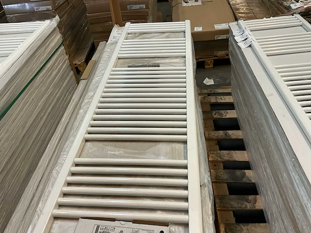 Zehnder pb-180-050 designradiator (2x) - afbeelding 3 van  5