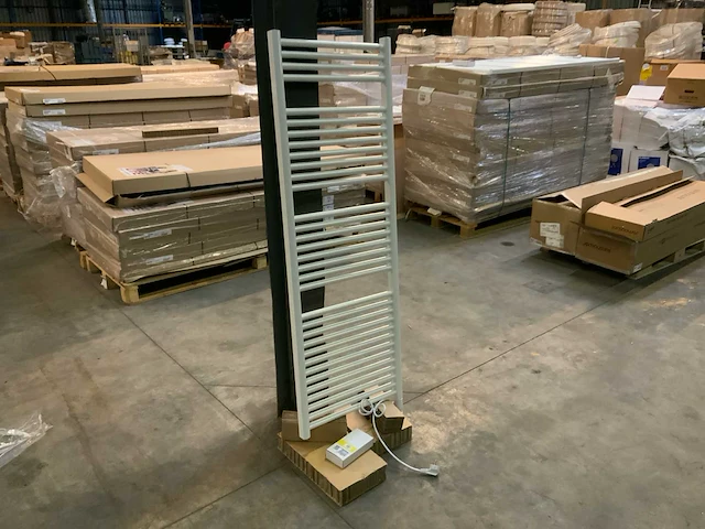 Zehnder toga te-150-050-dd elektrische designradiator (2x) - afbeelding 2 van  4