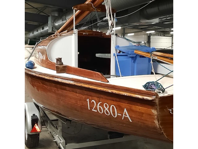 Zeilboot op trailer met honda 8 pk buitenboordmotor - afbeelding 2 van  35