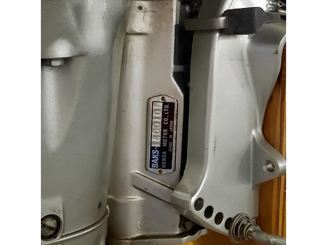 Zeilboot op trailer met honda 8 pk buitenboordmotor - afbeelding 19 van  35