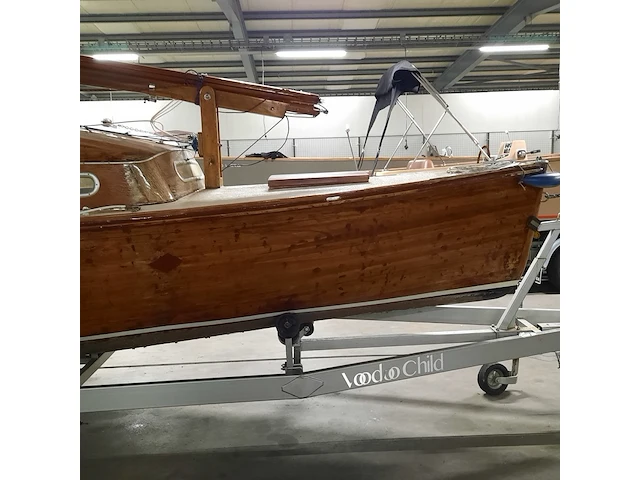 Zeilboot op trailer met honda 8 pk buitenboordmotor - afbeelding 31 van  35