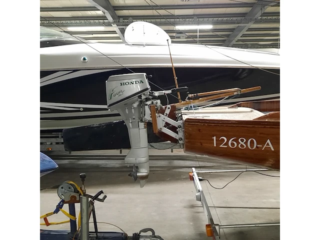Zeilboot op trailer met honda 8 pk buitenboordmotor - afbeelding 34 van  35