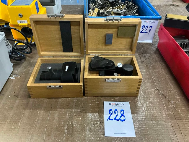 Zeiss optische meetapparatuur (2x) - afbeelding 1 van  6