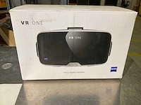 Zeiss virtual reality headset - afbeelding 1 van  3