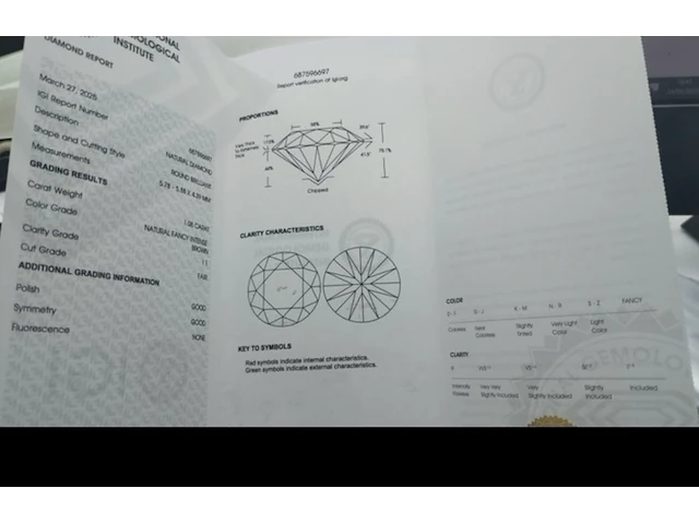 Zeldzame fancy natuurlijke diamond – igi gecertificeerd – 1.08ct - afbeelding 2 van  2