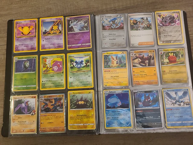 Zeldzame pokémon kaarten in map, deckbox (gevuld) xl kaarten, promo kaarten en meer - afbeelding 6 van  26
