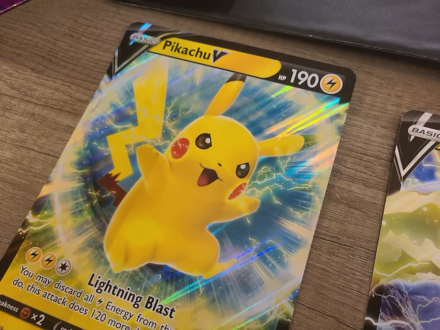 Zeldzame pokémon kaarten in map, deckbox (gevuld) xl kaarten, promo kaarten en meer - afbeelding 23 van  26