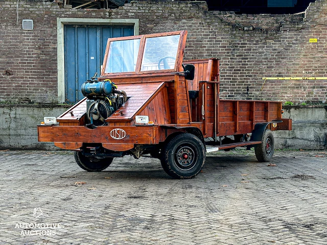 Zelfbouw auto 2010 -hout- , txt-54-f - afbeelding 1 van  31