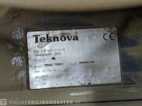 Zelfrijdende veegmachine teknova, trail 720et, bouwjaar 2004 - afbeelding 2 van  11