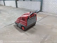 Zelfrijdende veegmachine teknova, trail 720et, bouwjaar 2004 - afbeelding 5 van  11