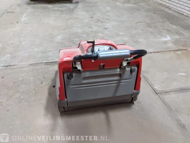Zelfrijdende veegmachine teknova, trail 720et, bouwjaar 2004 - afbeelding 6 van  11