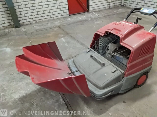 Zelfrijdende veegmachine teknova, trail 720et, bouwjaar 2004 - afbeelding 10 van  11