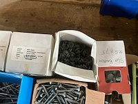Zelftappers, slotbouten, afdekkappen - afbeelding 4 van  6