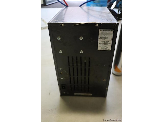 Zerica omnia 150 - 36l/u - waterdispenser en frisdrankapparaat met ingebouwd 3m™ aqua-pure™ waterfilter - afbeelding 7 van  8